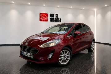 Titanium niski oryginalny przebieg auto z bogatą opcją wyposażenia