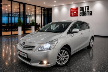 rodzinne 7 osobowe auto w automacie 1.8 benzyna bezwypadkowy