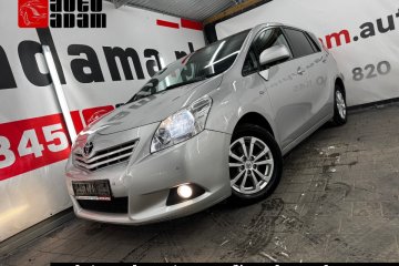 duże rodzinne 7osobowe przestronne auto w  benzynie i automacie